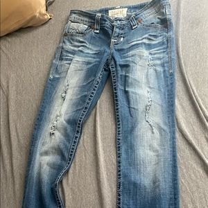 Big Star Liv Bootcut stretch 26L distressed denim.